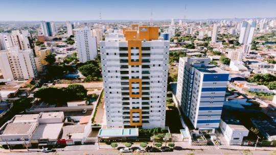 Empresária ligou para o namorado  antes de pular de prédio de luxo em Cuiabá