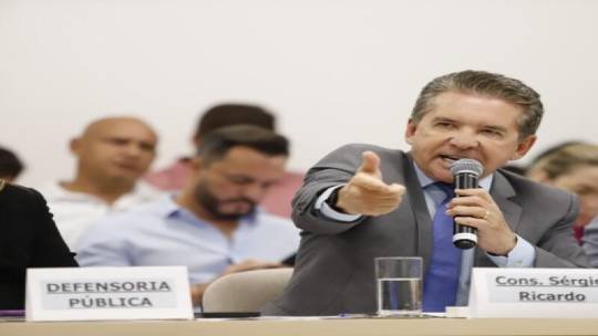 FRAUDE EM CONSIGNADOS. Presidente do TCE MT aponta servidor com 99% do salário comprometido com consignados: ‘inadmissível’